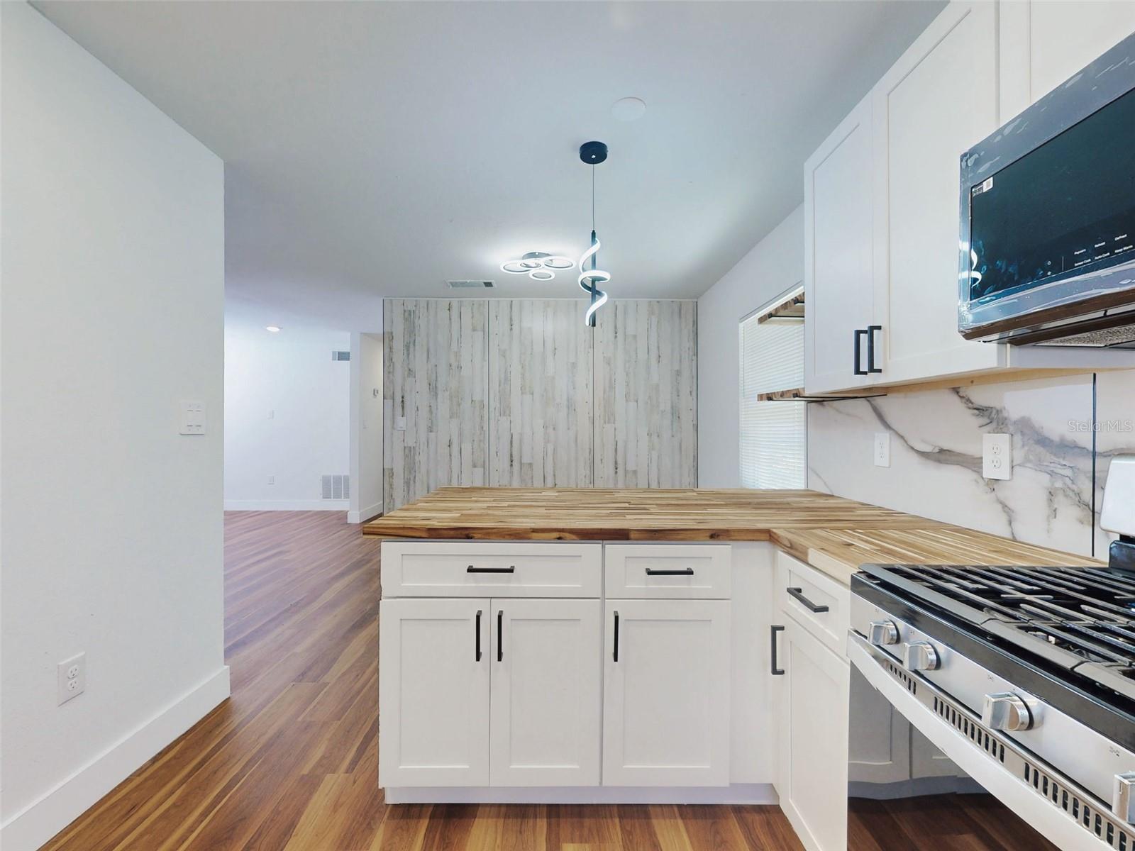 410 INWOOD AVE, NEW SMYRNA BEACH, FL, 32168