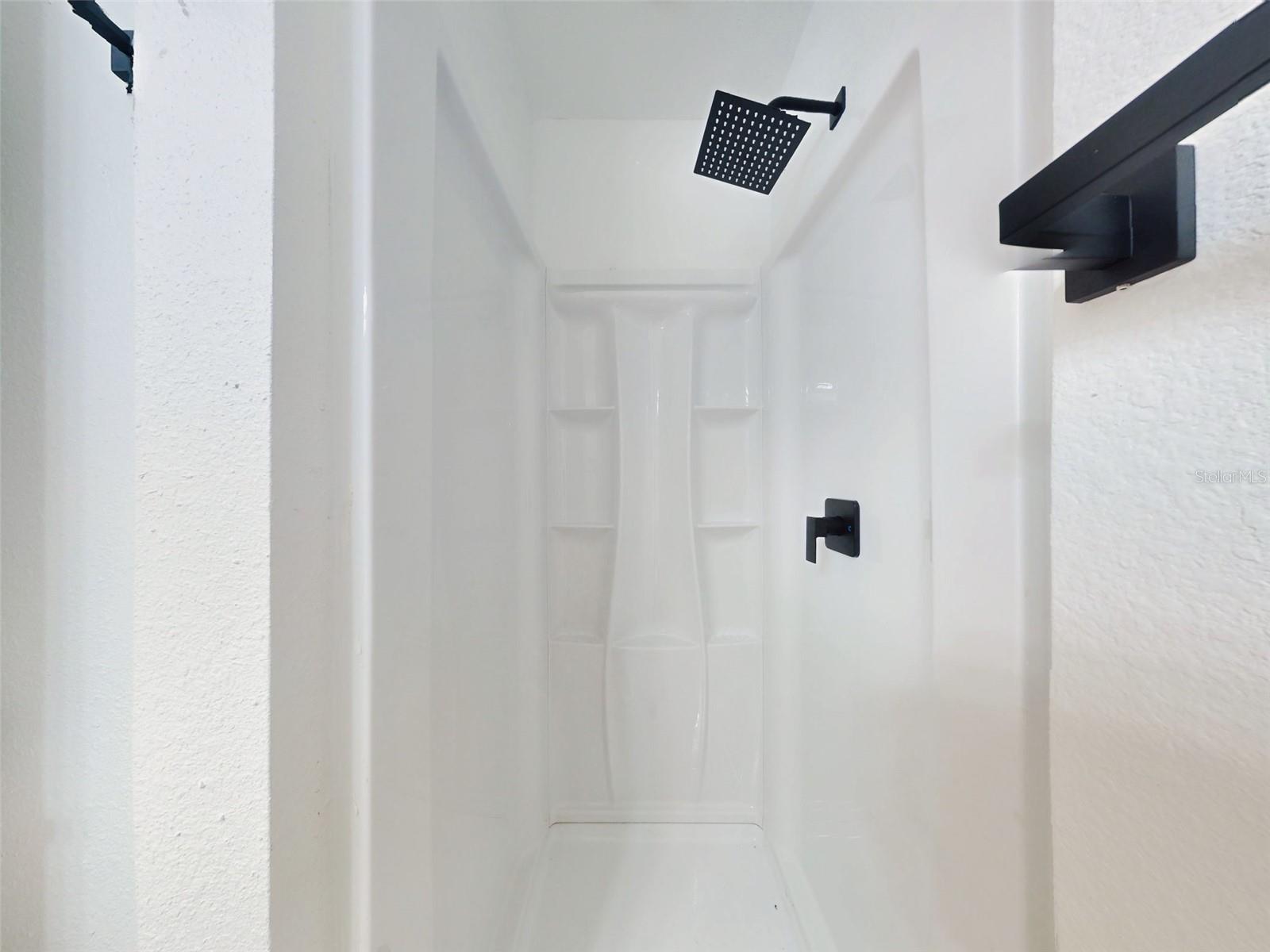 410 INWOOD AVE, NEW SMYRNA BEACH, FL, 32168