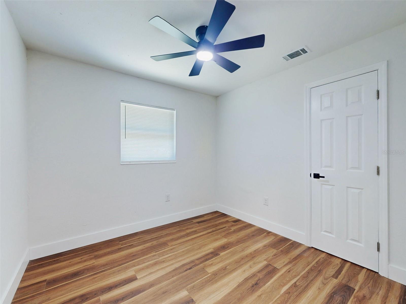 410 INWOOD AVE, NEW SMYRNA BEACH, FL, 32168