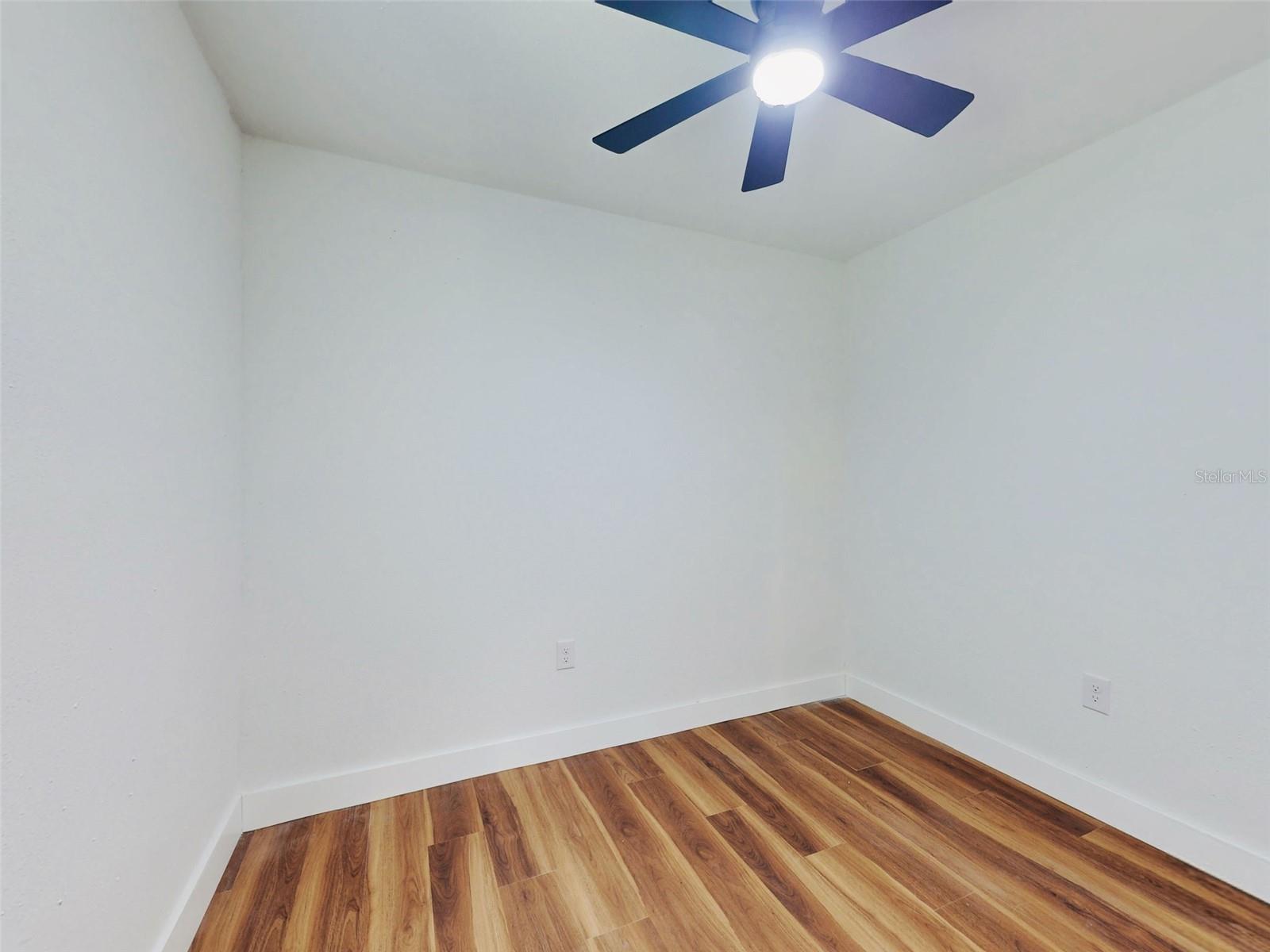 410 INWOOD AVE, NEW SMYRNA BEACH, FL, 32168