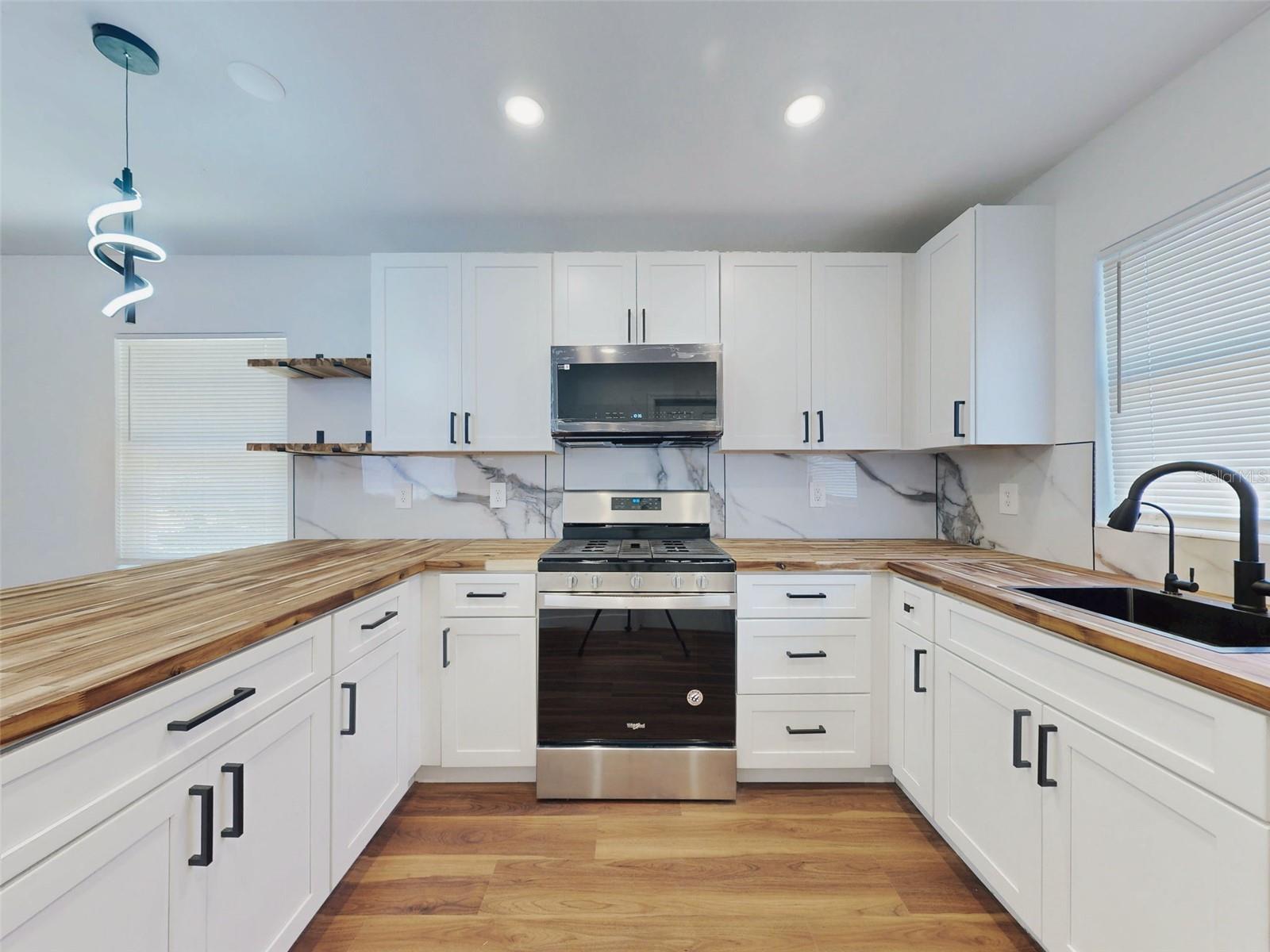 410 INWOOD AVE, NEW SMYRNA BEACH, FL, 32168