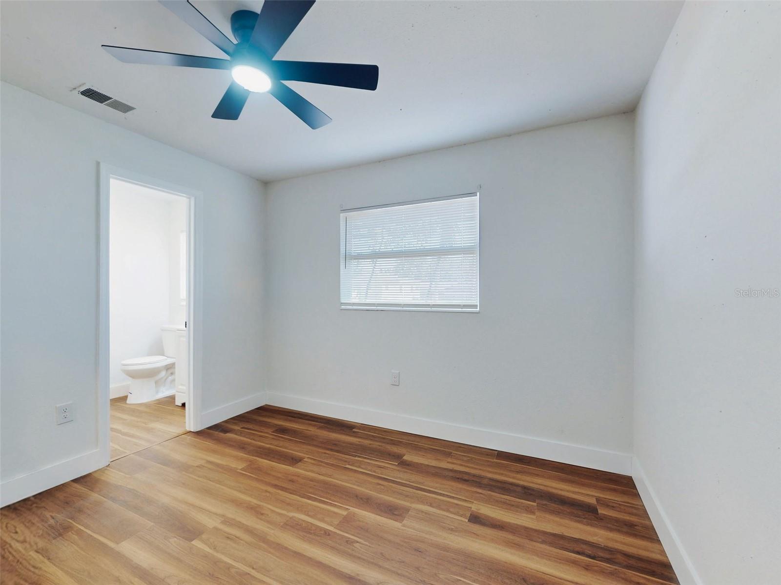 410 INWOOD AVE, NEW SMYRNA BEACH, FL, 32168