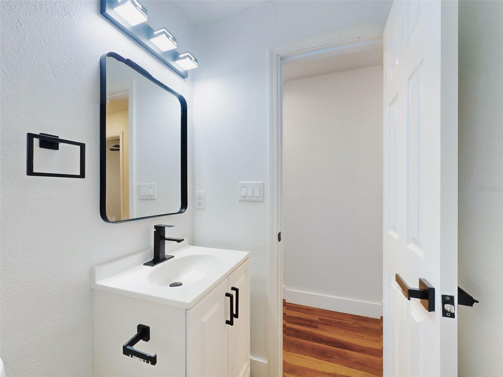 410 INWOOD AVE, NEW SMYRNA BEACH, FL, 32168