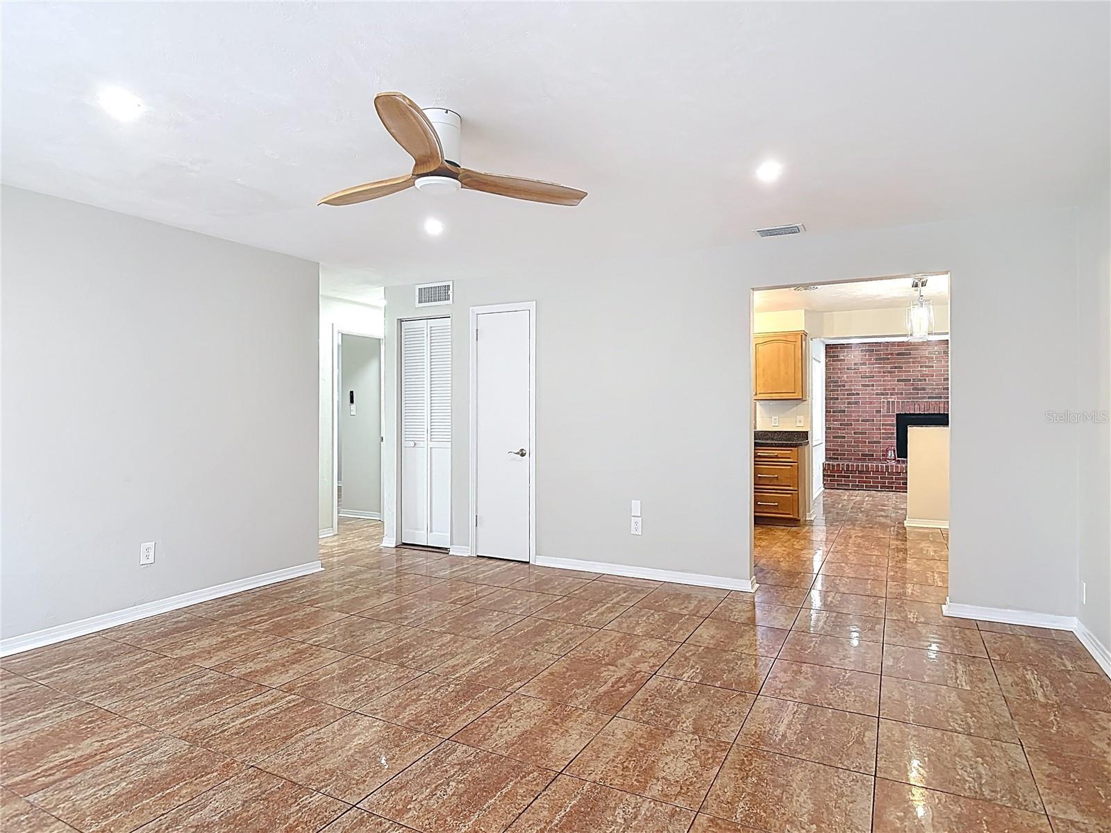 1449 CONTINENTAL DR, DAYTONA BEACH, FL, 32117