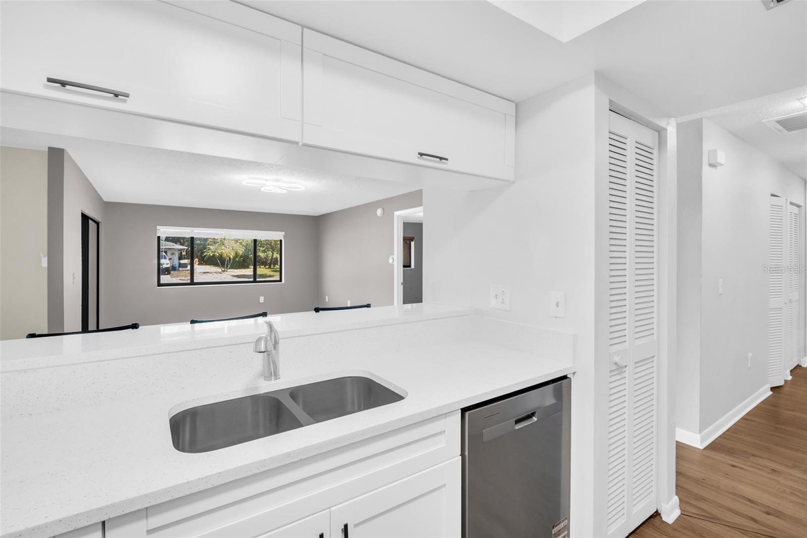 2765 COUNTRYSIDE BLVD #104, CLEARWATER, FL, 33761