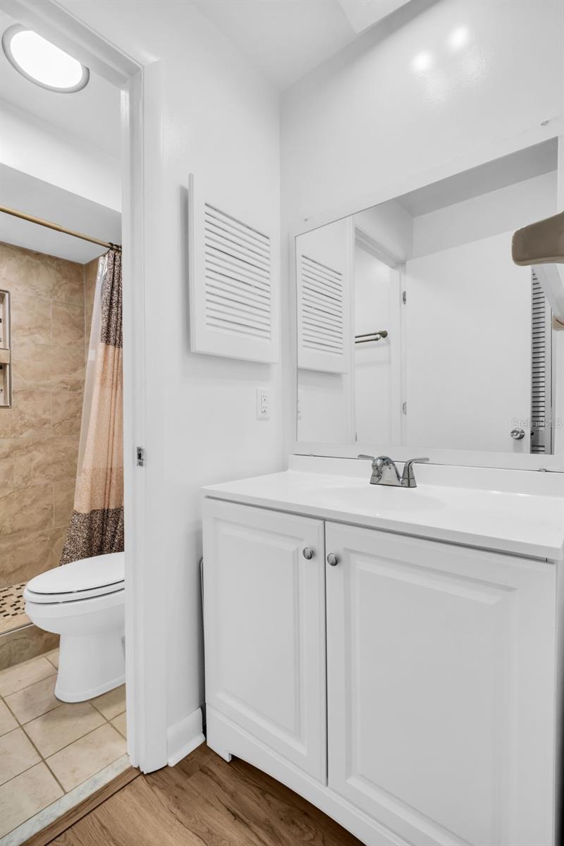 2765 COUNTRYSIDE BLVD #104, CLEARWATER, FL, 33761