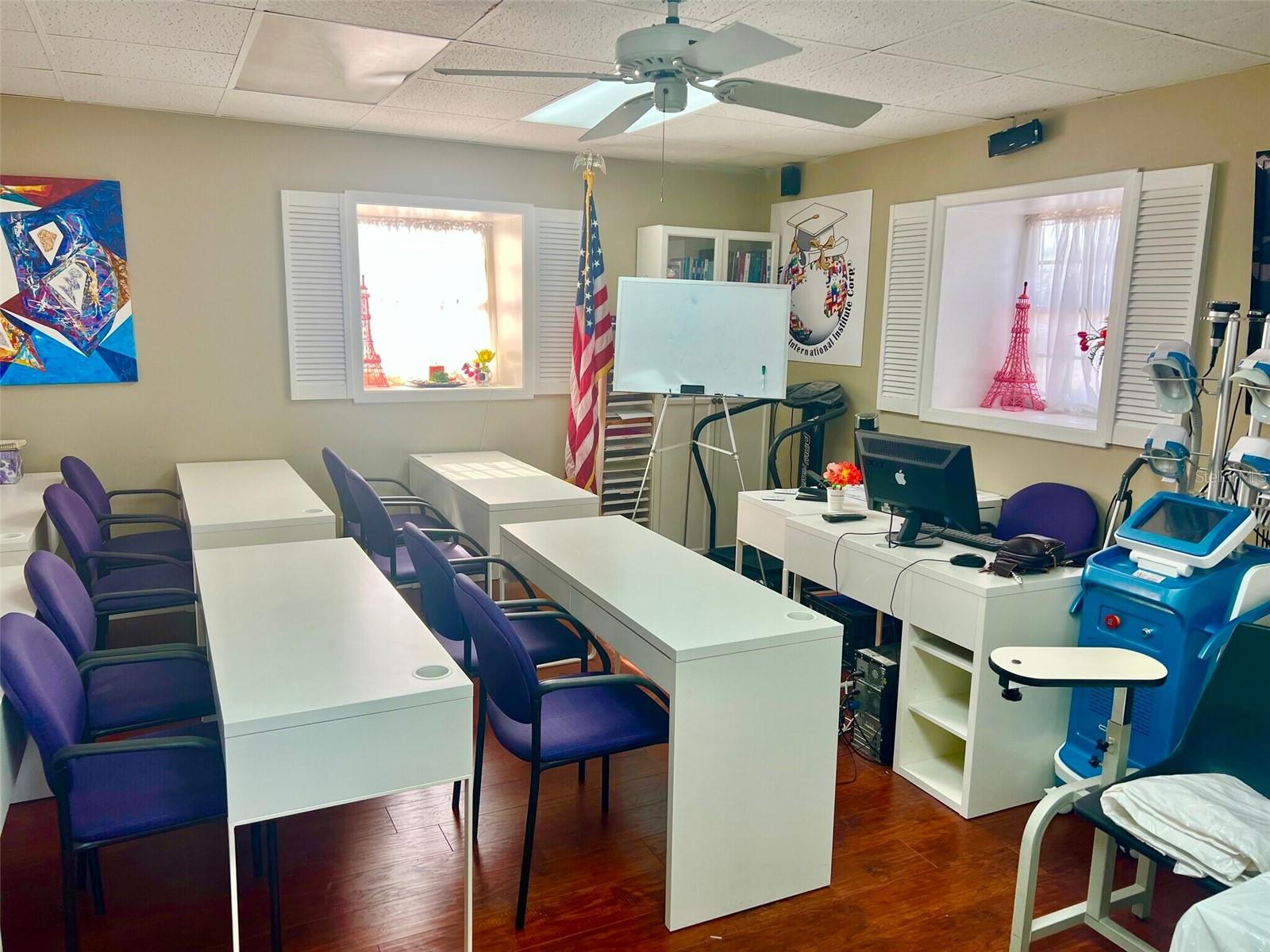 5519 HANLEY RD, TAMPA, FL, 33634