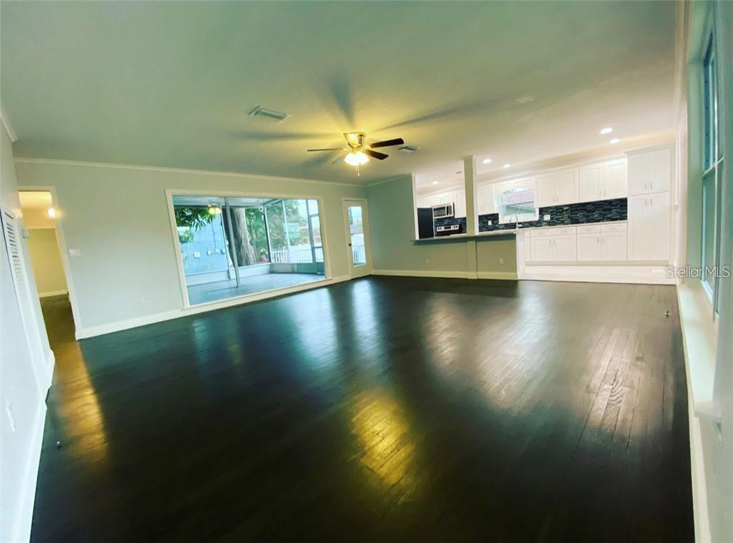 16 JEFF RD, LARGO, FL, 33774