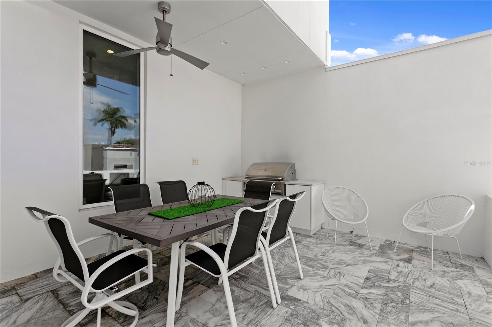 110 PALMERA BLVD NE, ST PETERSBURG, FL, 33704