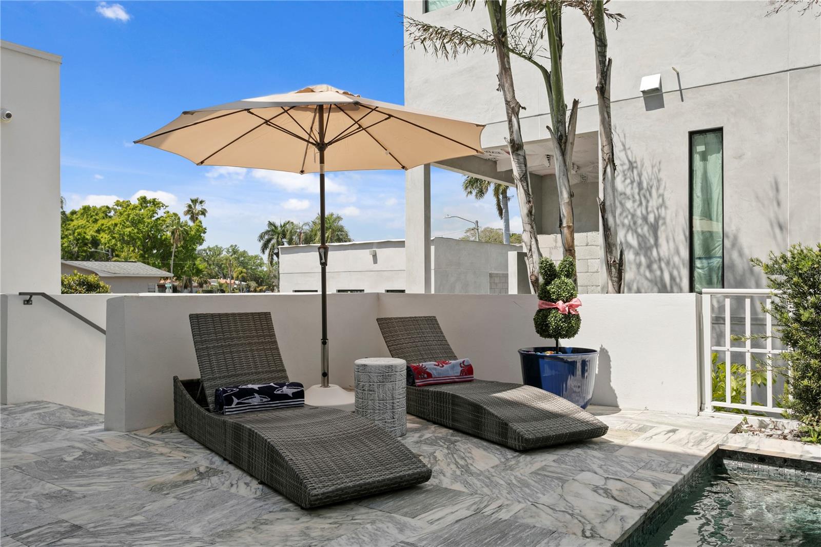 110 PALMERA BLVD NE, ST PETERSBURG, FL, 33704