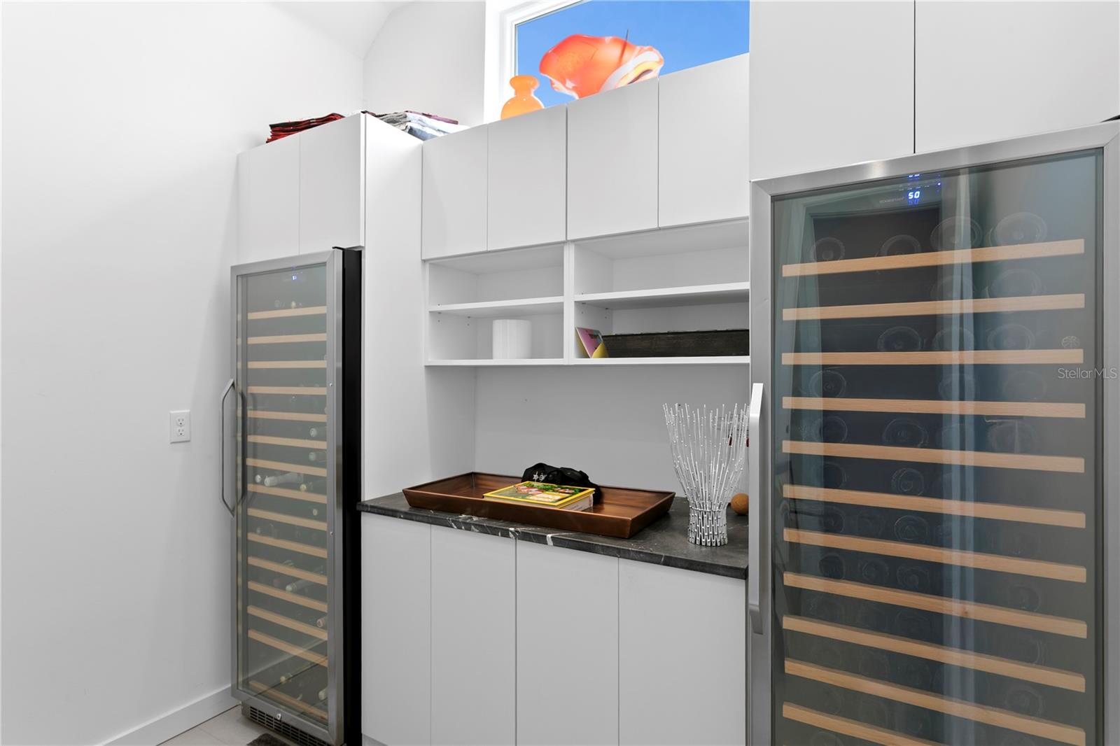 110 PALMERA BLVD NE, ST PETERSBURG, FL, 33704