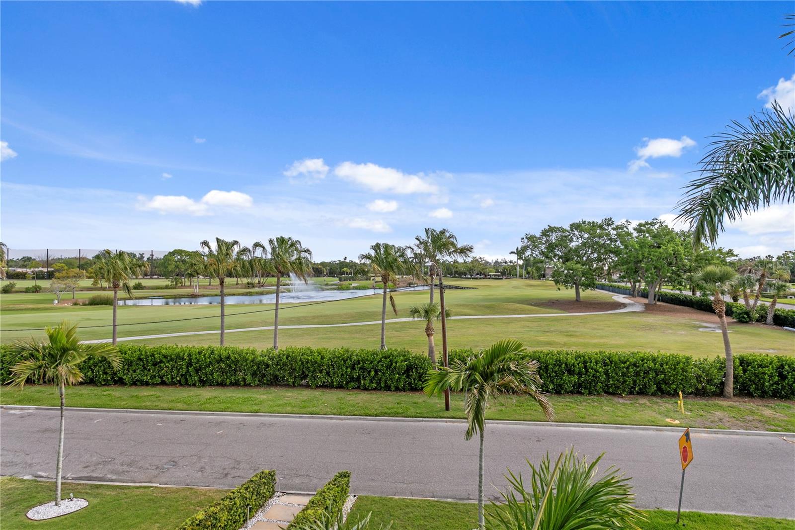 110 PALMERA BLVD NE, ST PETERSBURG, FL, 33704