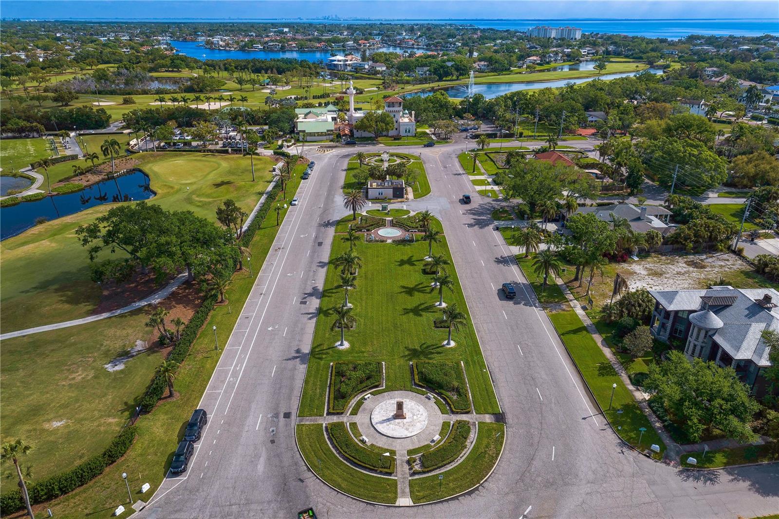 110 PALMERA BLVD NE, ST PETERSBURG, FL, 33704