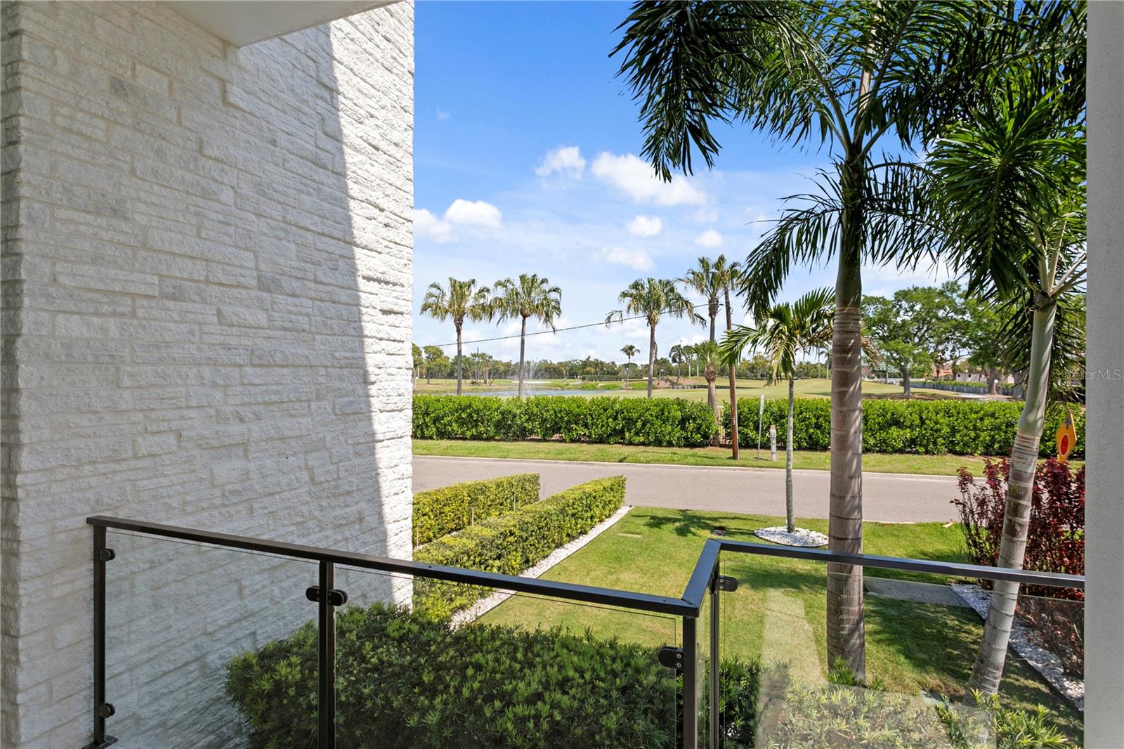 110 PALMERA BLVD NE, ST PETERSBURG, FL, 33704