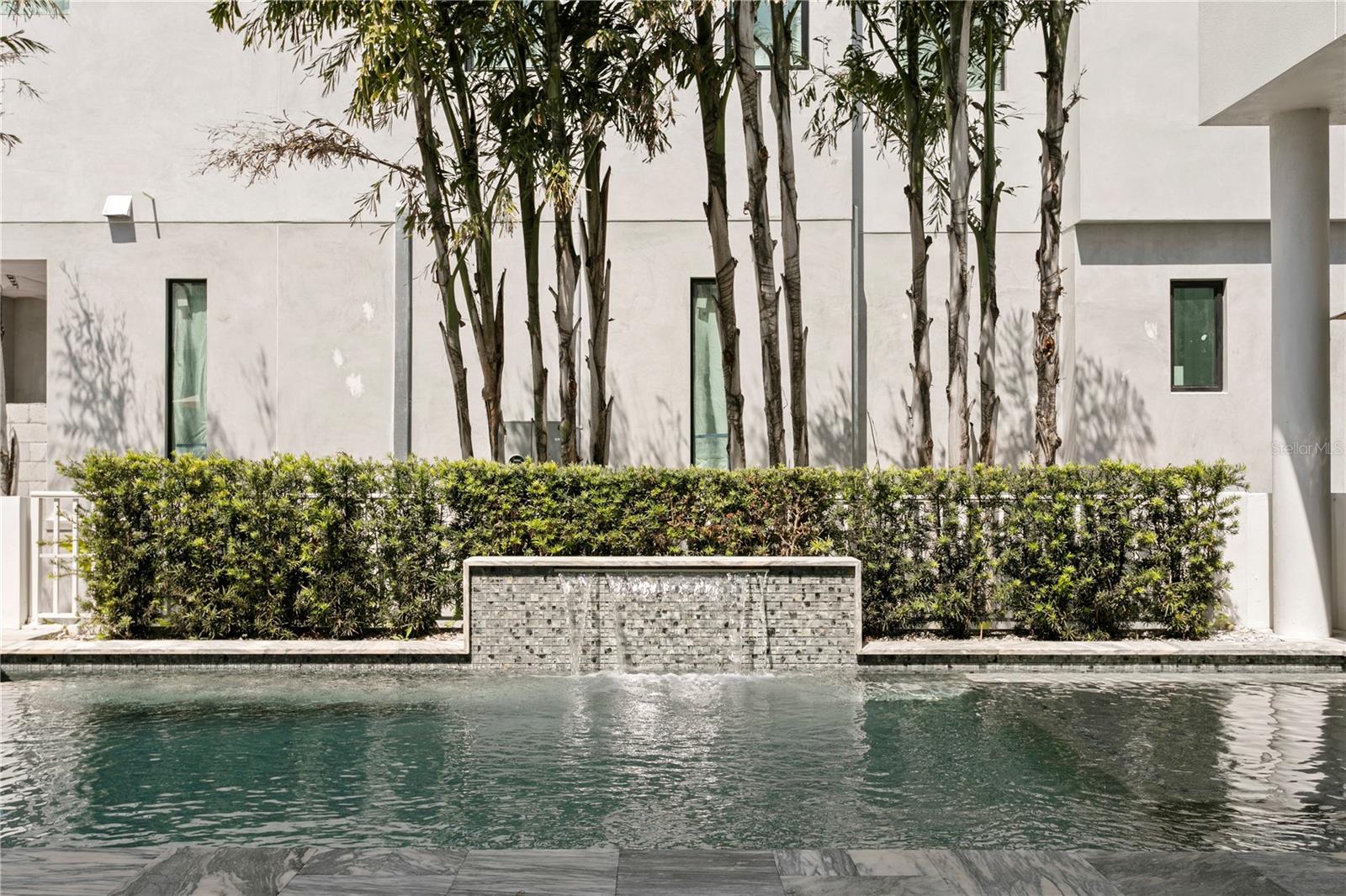 110 PALMERA BLVD NE, ST PETERSBURG, FL, 33704