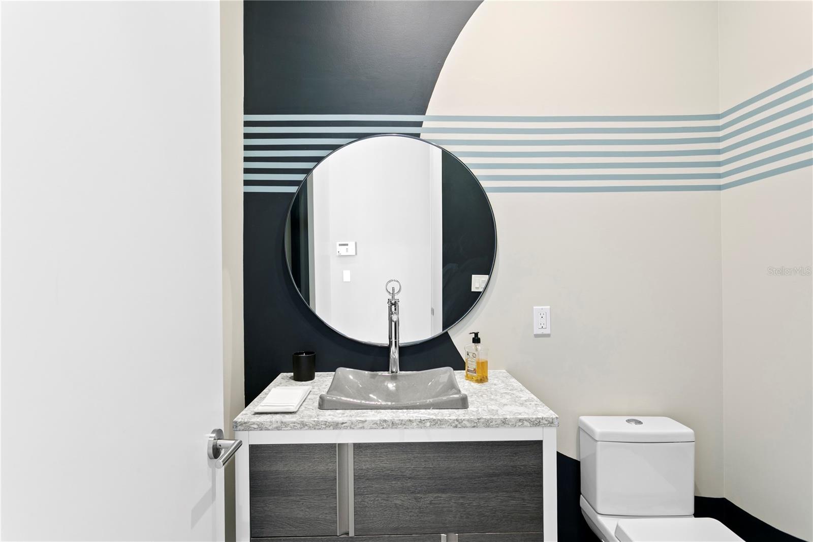 110 PALMERA BLVD NE, ST PETERSBURG, FL, 33704