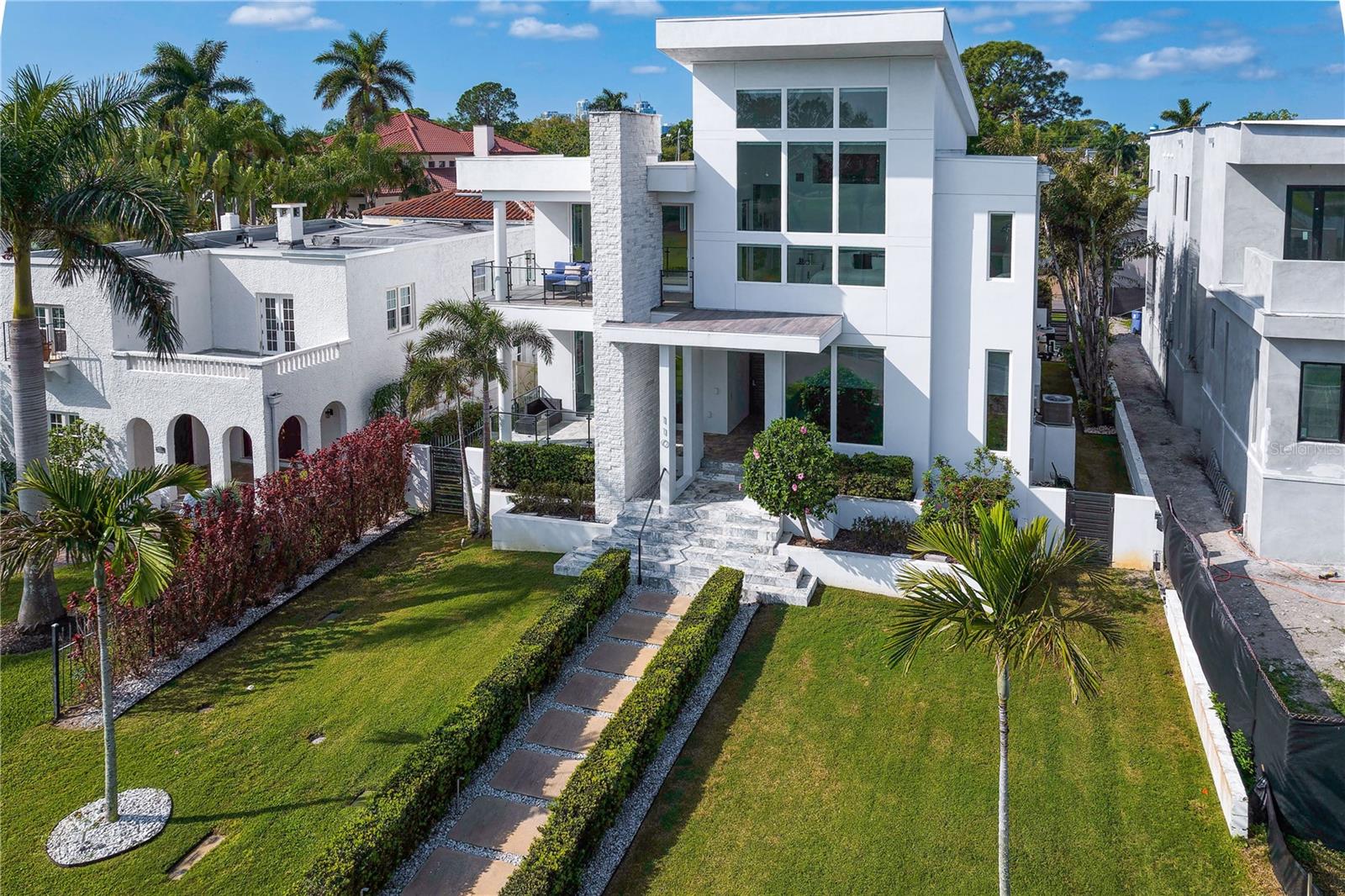 110 PALMERA BLVD NE, ST PETERSBURG, FL, 33704