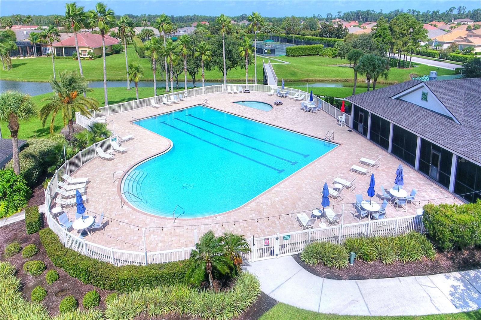 606 GRASSLANDS VILLAGE CIR, LAKELAND, FL, 33803