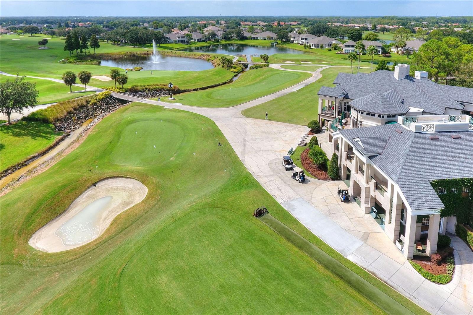 606 GRASSLANDS VILLAGE CIR, LAKELAND, FL, 33803
