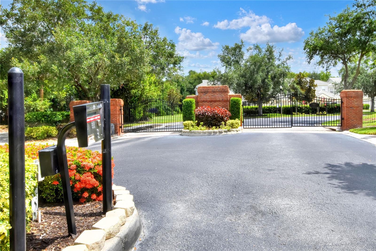 606 GRASSLANDS VILLAGE CIR, LAKELAND, FL, 33803