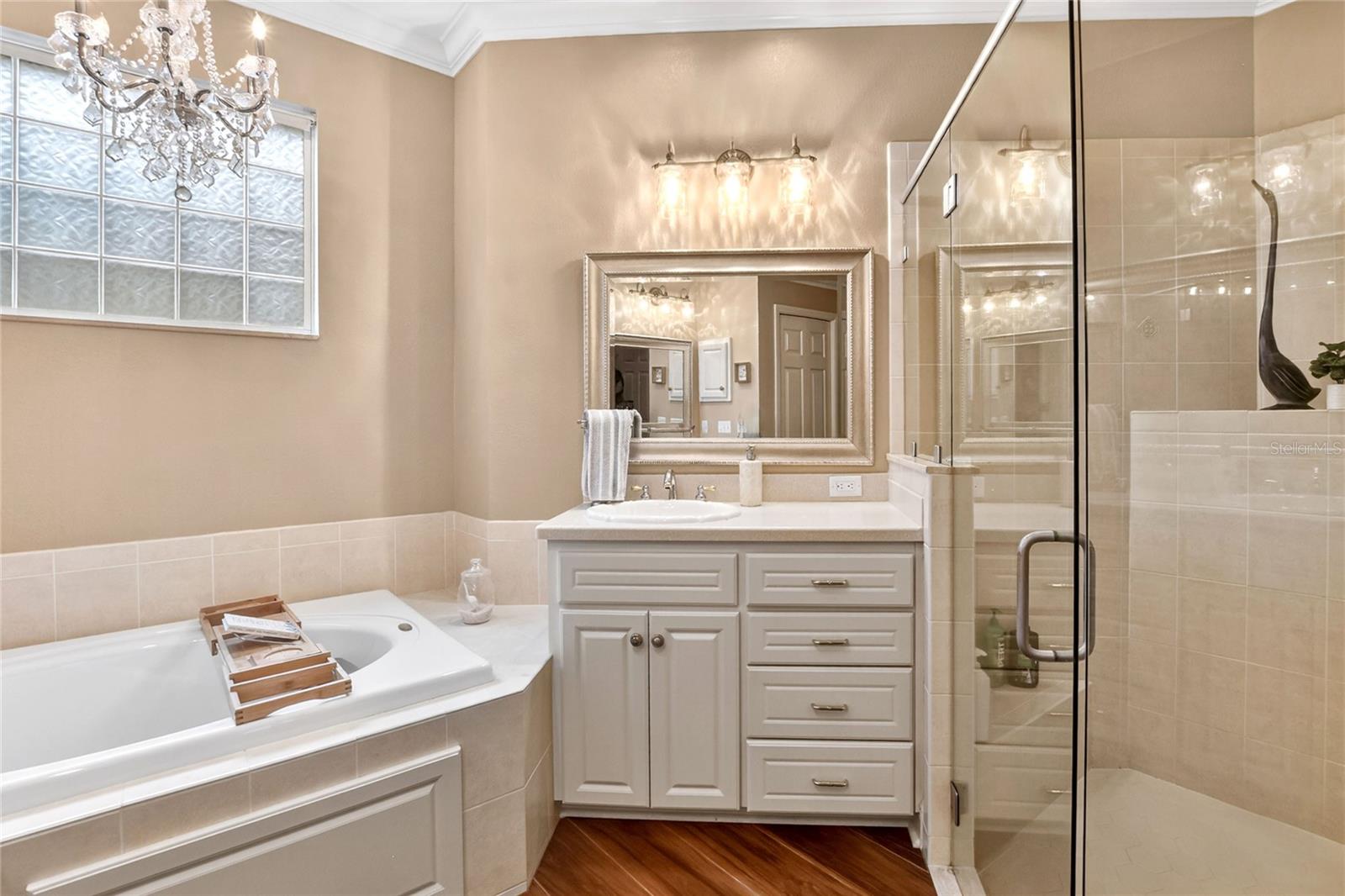 606 GRASSLANDS VILLAGE CIR, LAKELAND, FL, 33803