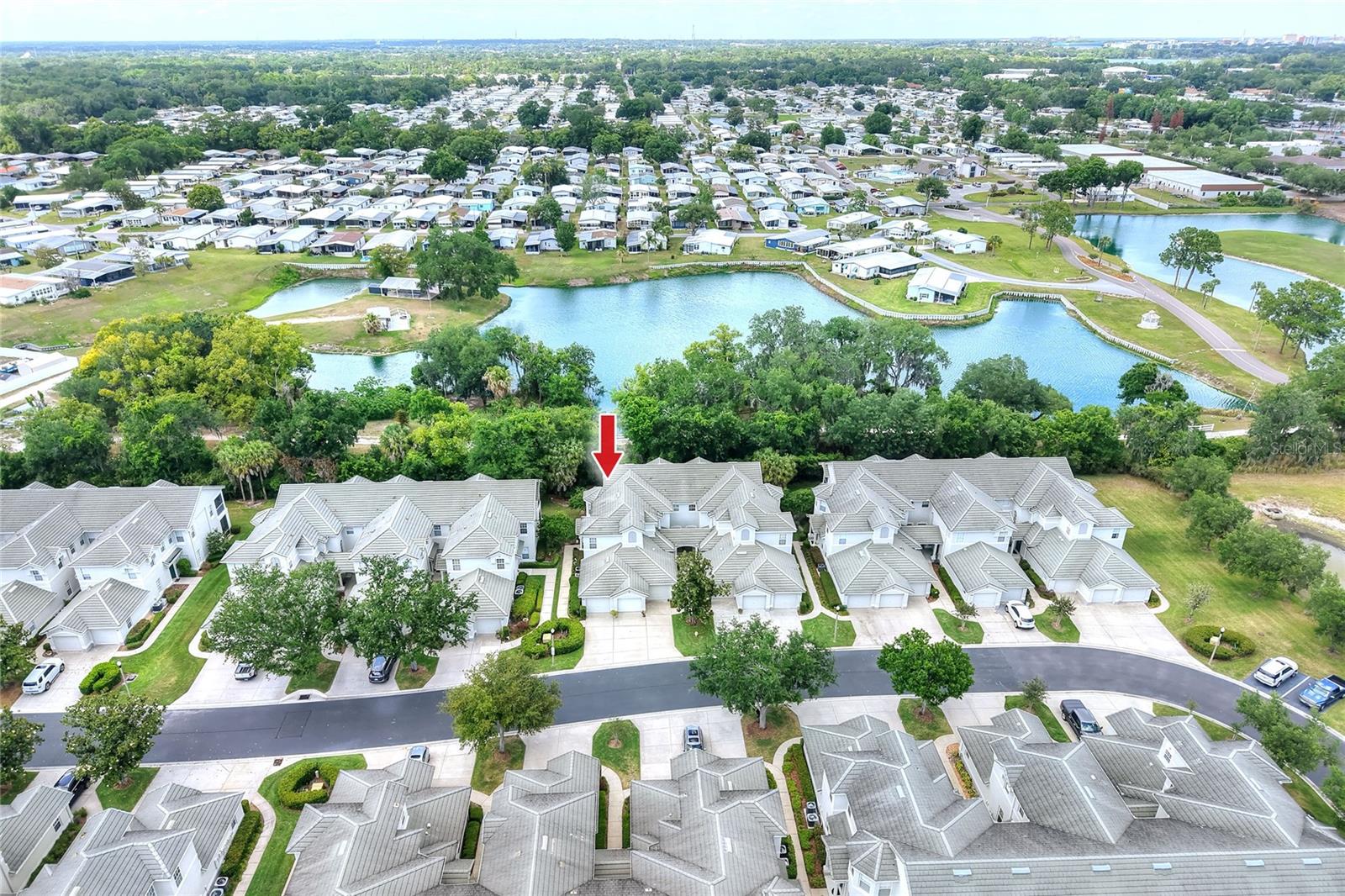 606 GRASSLANDS VILLAGE CIR, LAKELAND, FL, 33803
