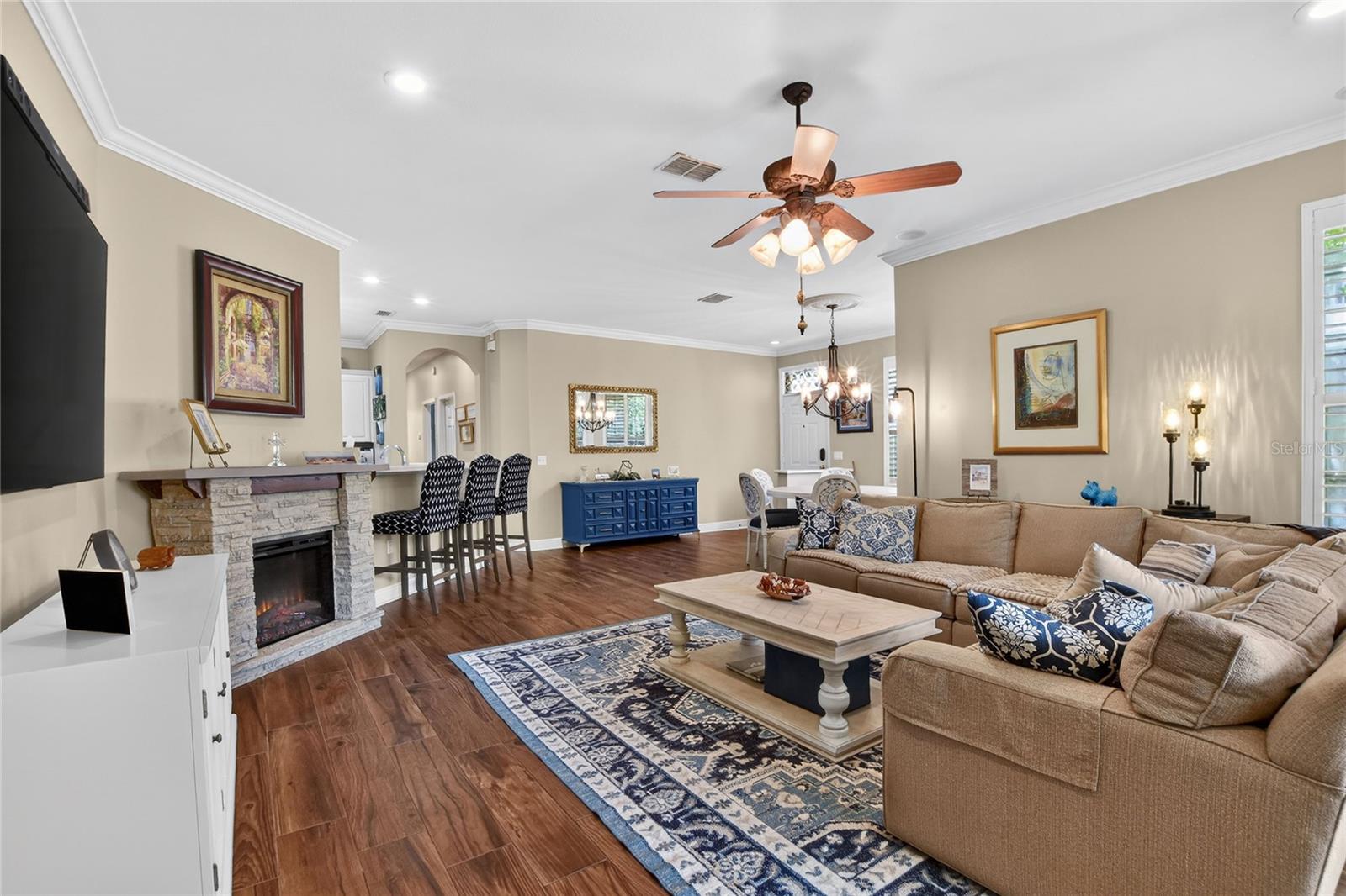 606 GRASSLANDS VILLAGE CIR, LAKELAND, FL, 33803