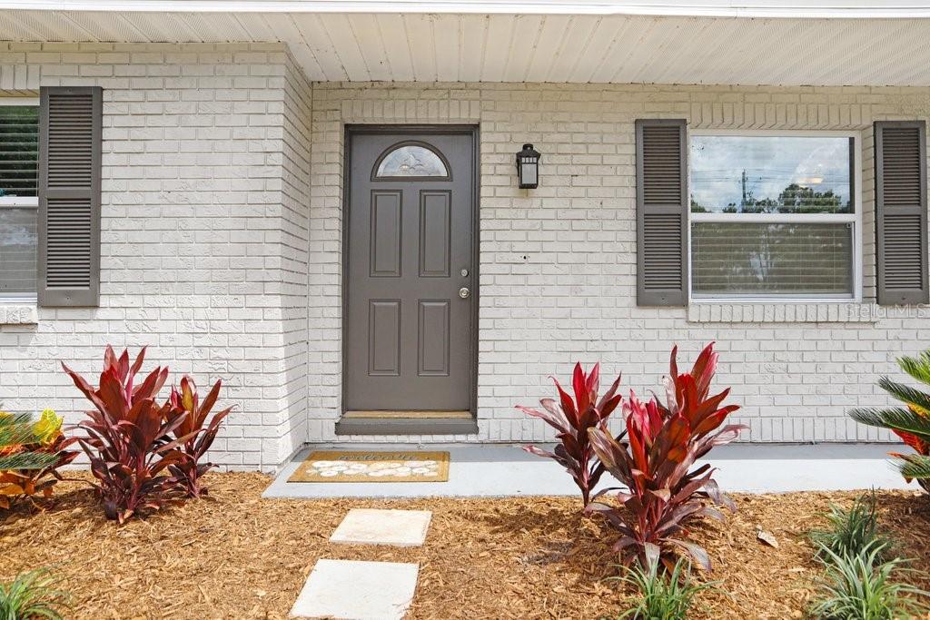 6204 W KNIGHTS GRIFFIN RD, PLANT CITY, FL, 33565