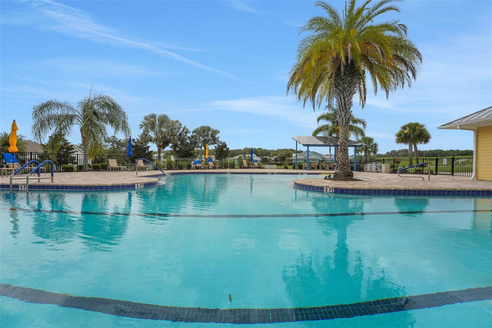 991 FIESTA KEY CIR, LADY LAKE, FL, 32159