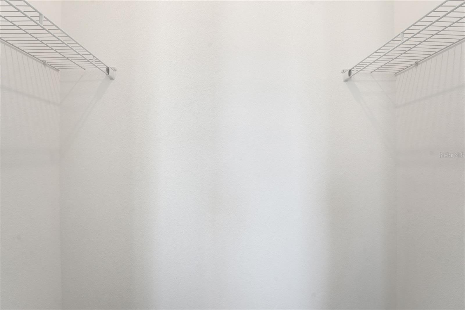 991 FIESTA KEY CIR, LADY LAKE, FL, 32159