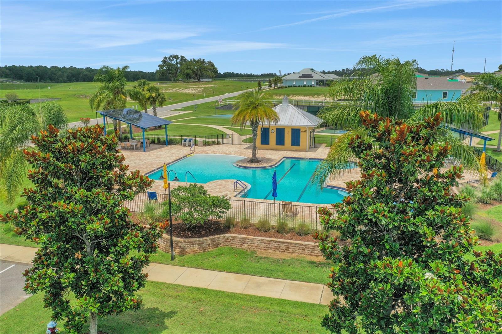 991 FIESTA KEY CIR, LADY LAKE, FL, 32159