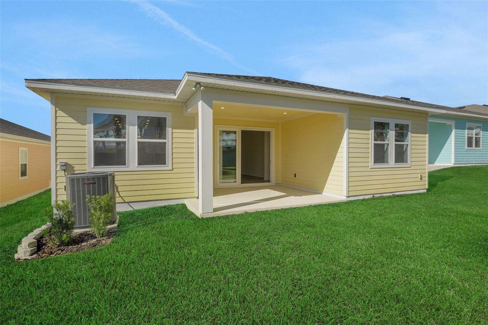 991 FIESTA KEY CIR, LADY LAKE, FL, 32159