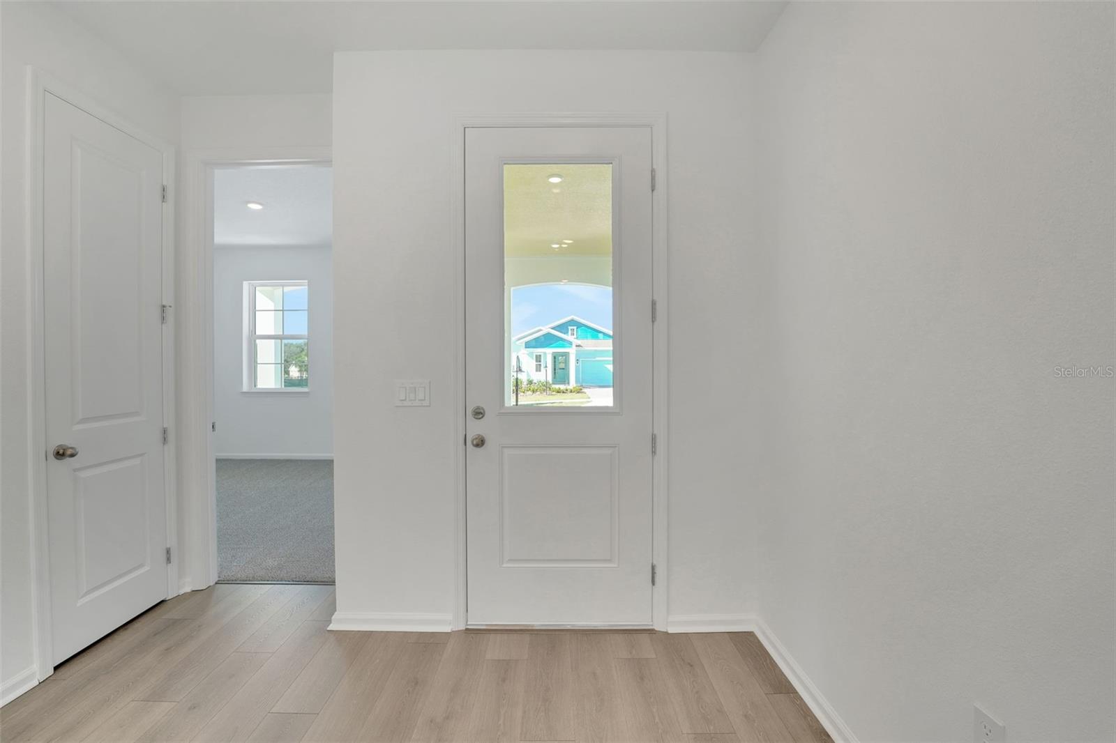 991 FIESTA KEY CIR, LADY LAKE, FL, 32159