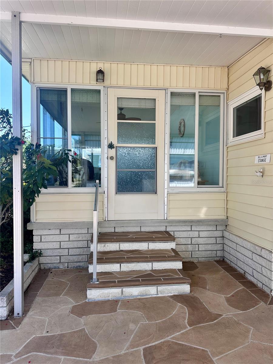 1100 BELCHER RD S #304, LARGO, FL, 33771