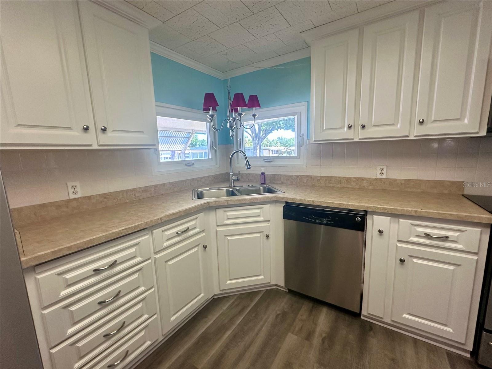 1100 BELCHER RD S #304, LARGO, FL, 33771