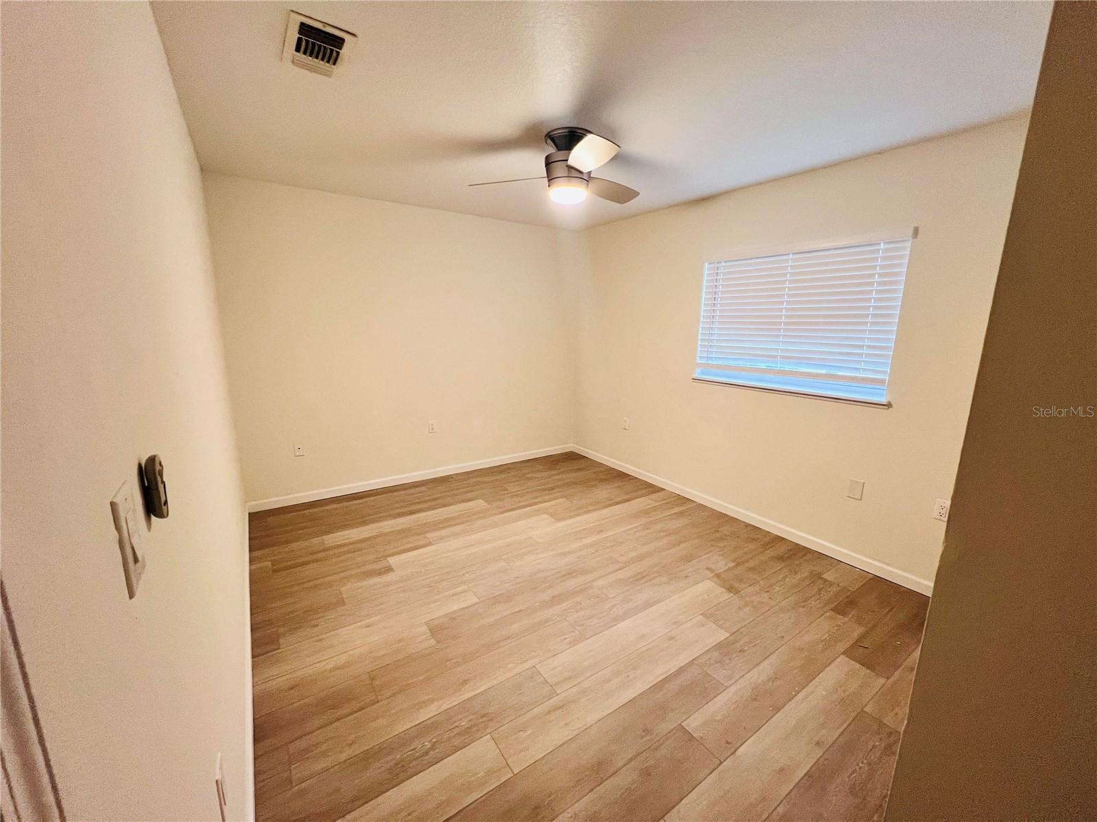 5800 VIRGINIA AVE, NEW PORT RICHEY, FL, 34652