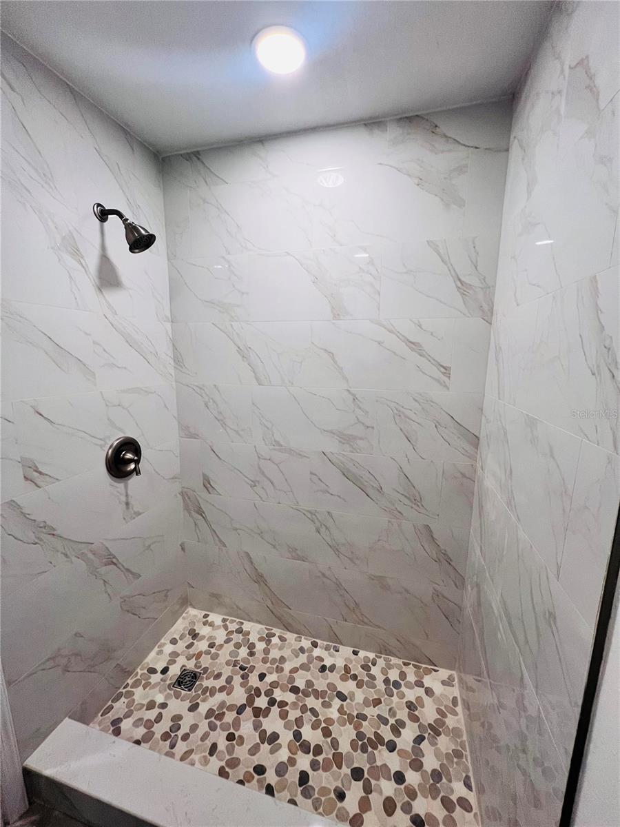 5800 VIRGINIA AVE, NEW PORT RICHEY, FL, 34652