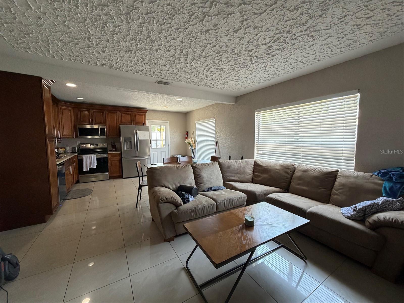 2926 W SAINT JOHN ST, TAMPA, FL, 33607