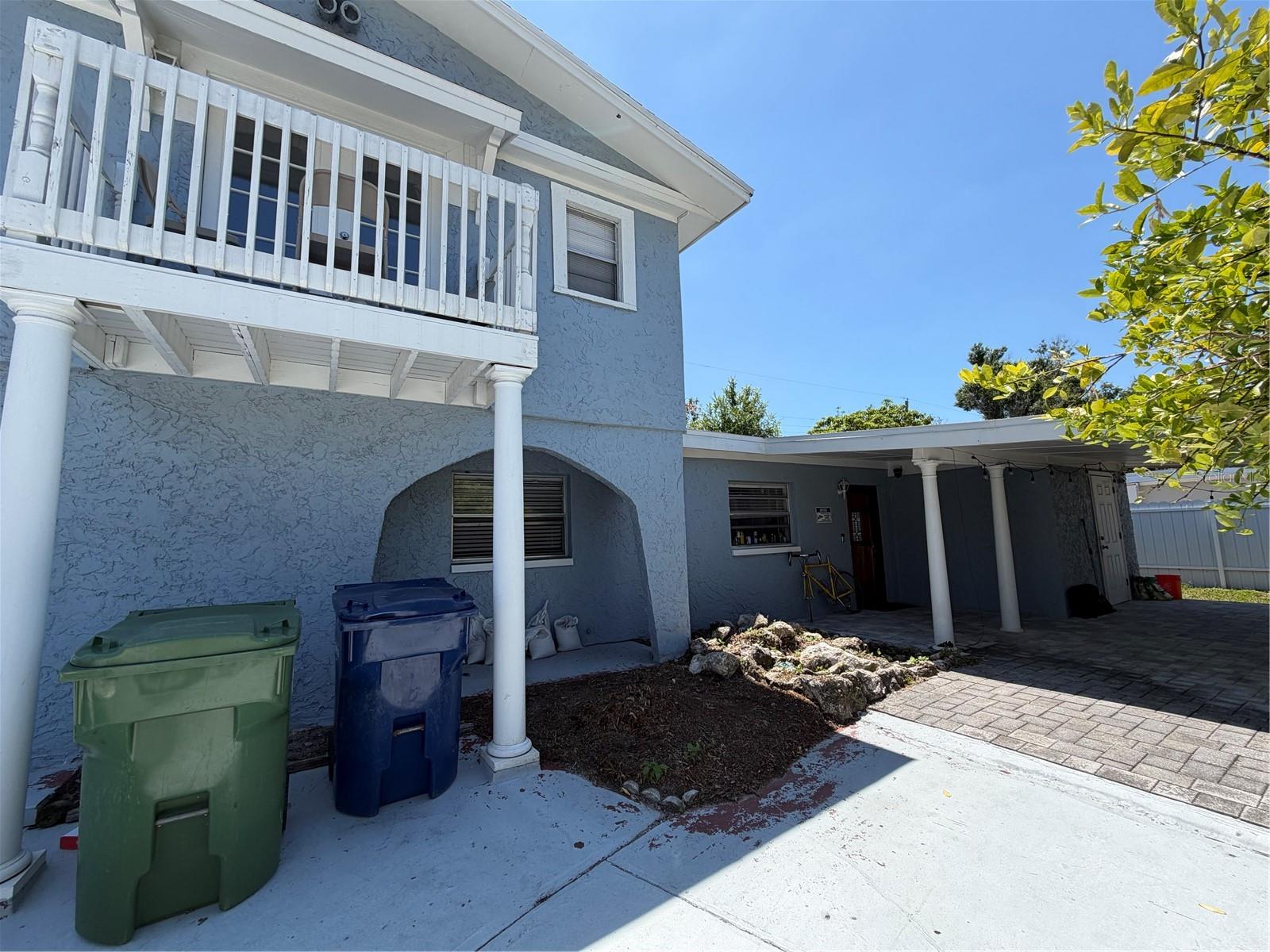 2926 W SAINT JOHN ST, TAMPA, FL, 33607