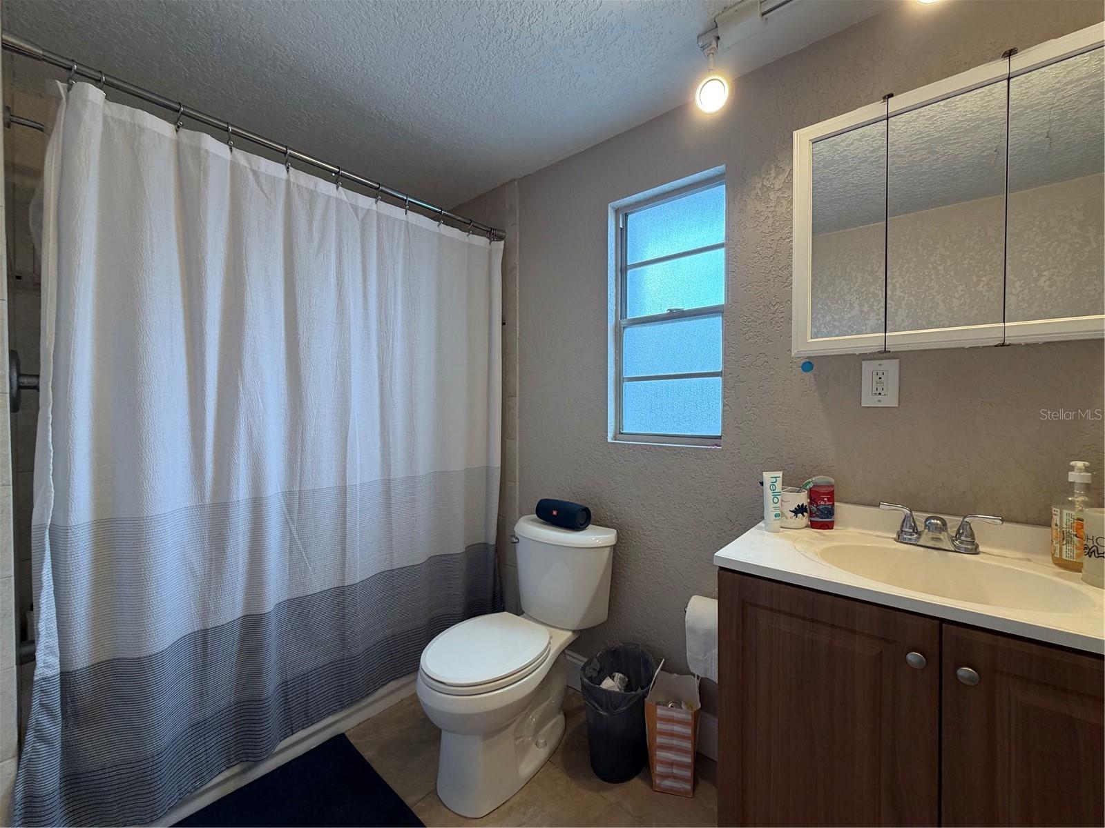 2926 W SAINT JOHN ST, TAMPA, FL, 33607