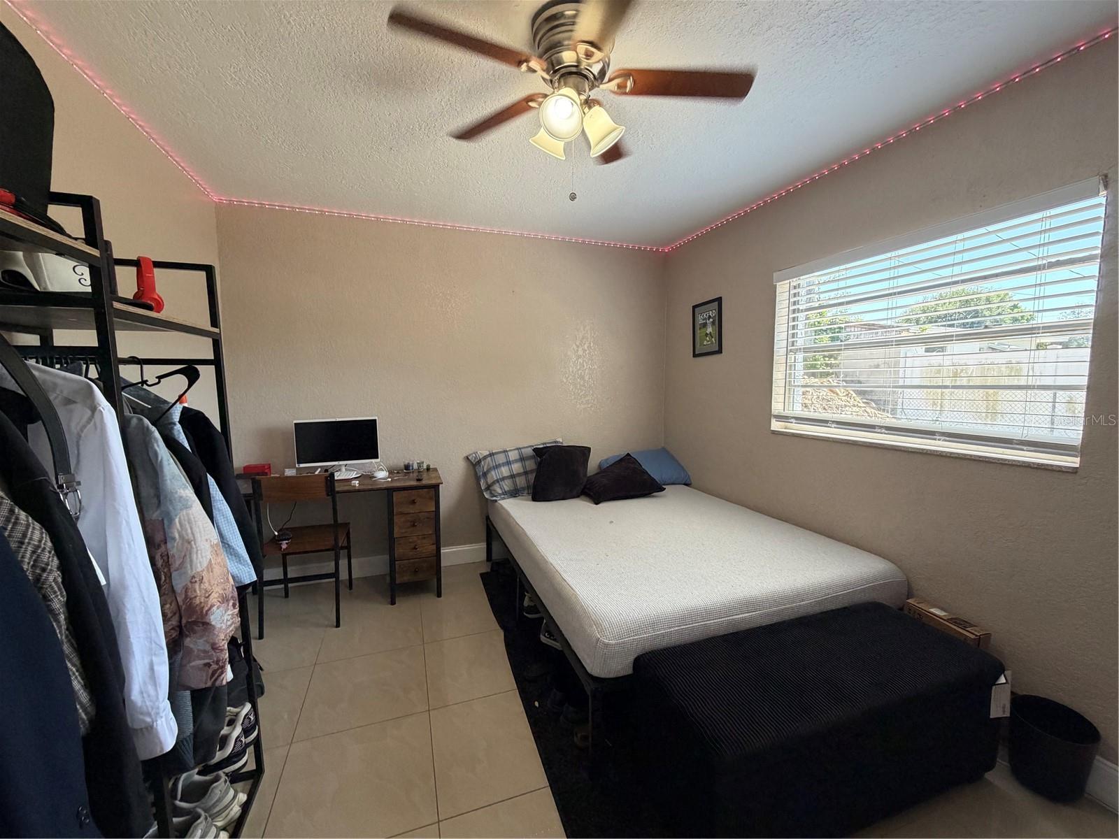 2926 W SAINT JOHN ST, TAMPA, FL, 33607