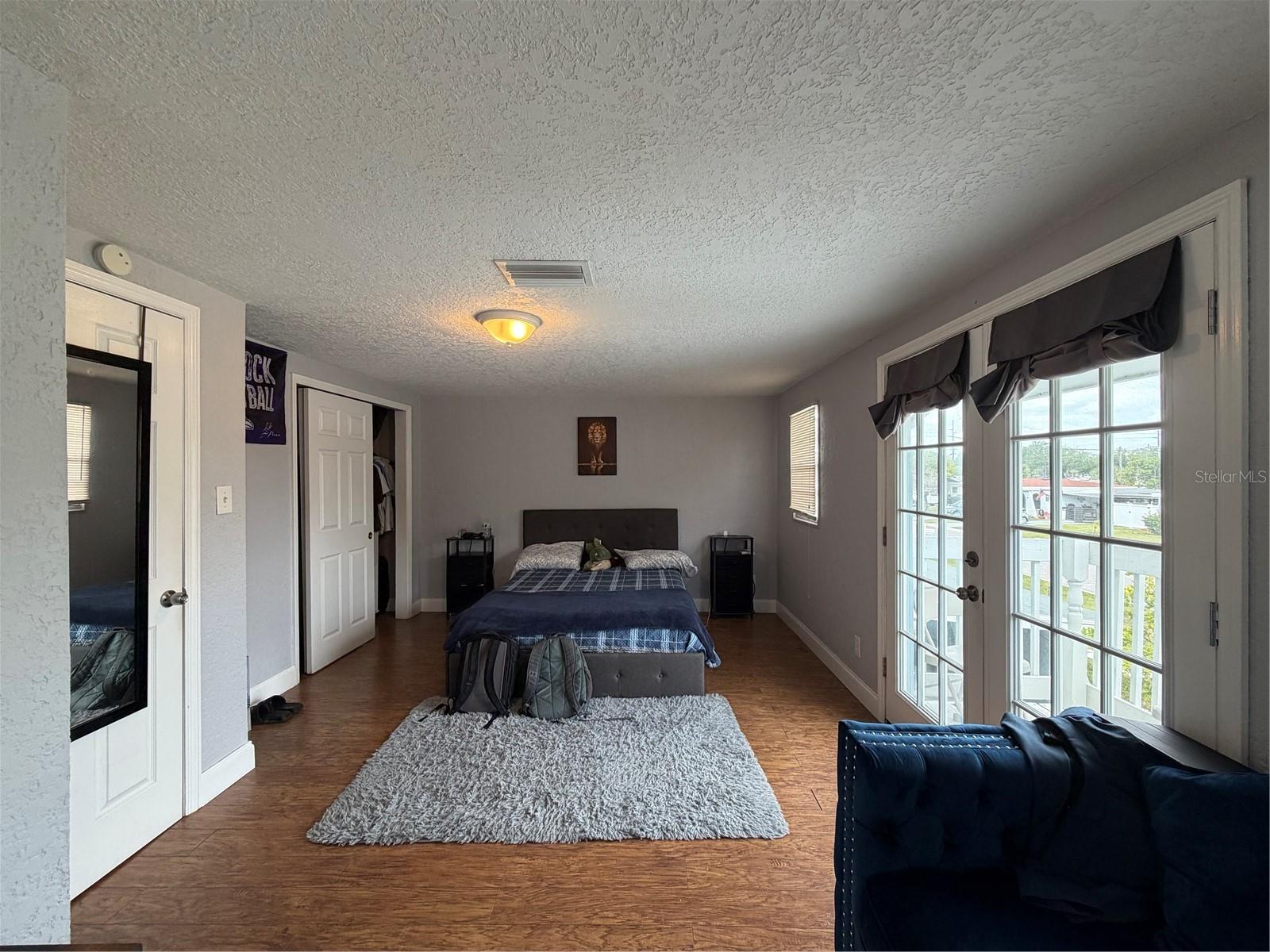 2926 W SAINT JOHN ST, TAMPA, FL, 33607