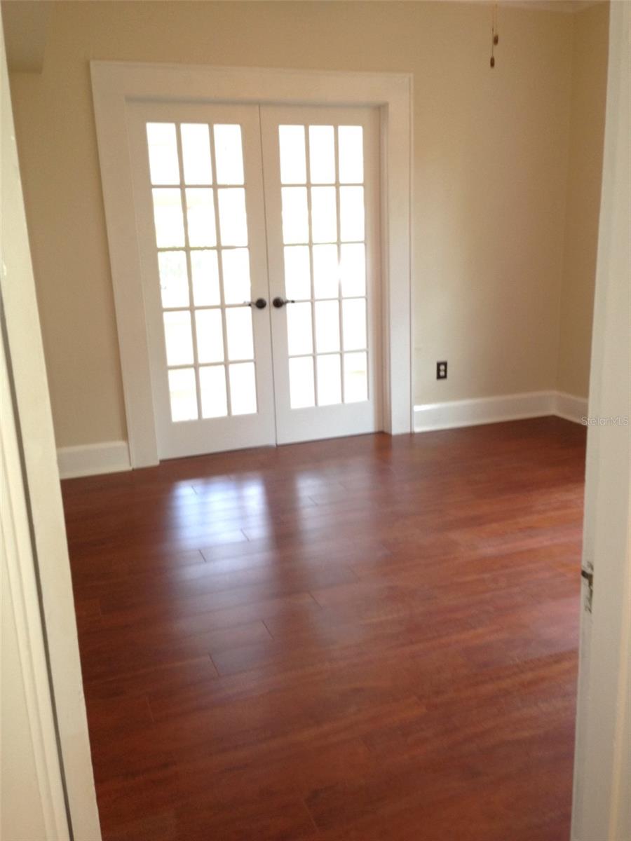 3001 3RD AVE N, ST PETERSBURG, FL, 33713