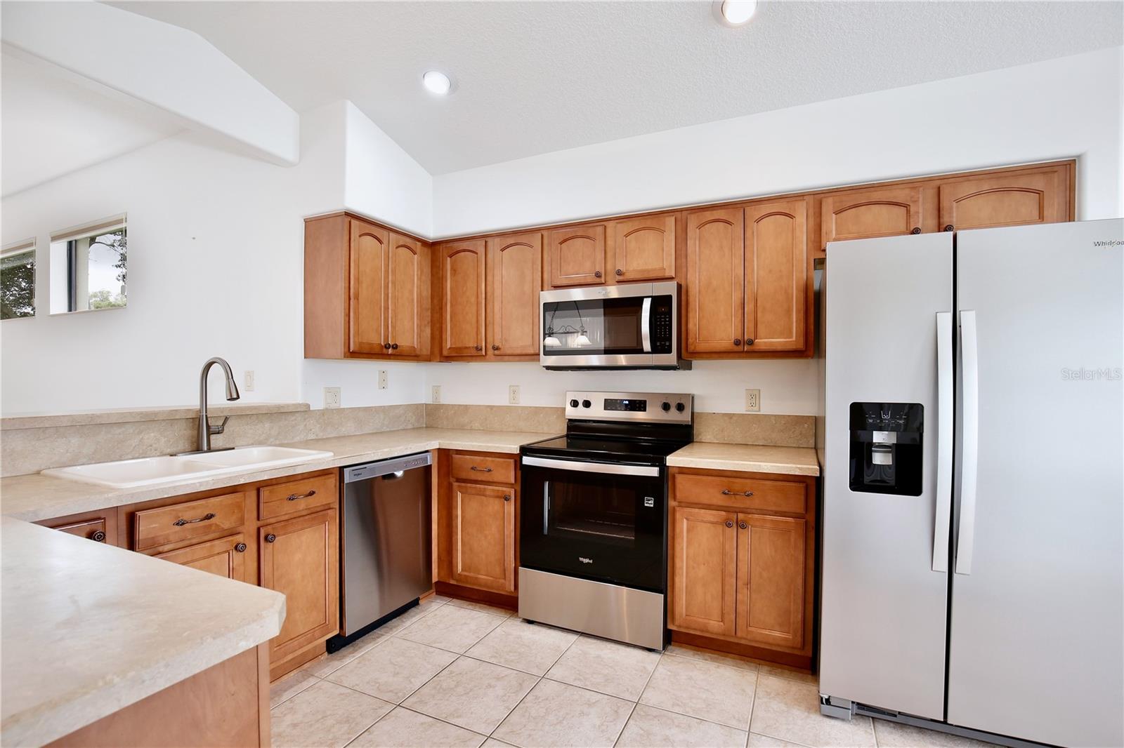 27210 STONEY BROOK DR, LEESBURG, FL, 34748