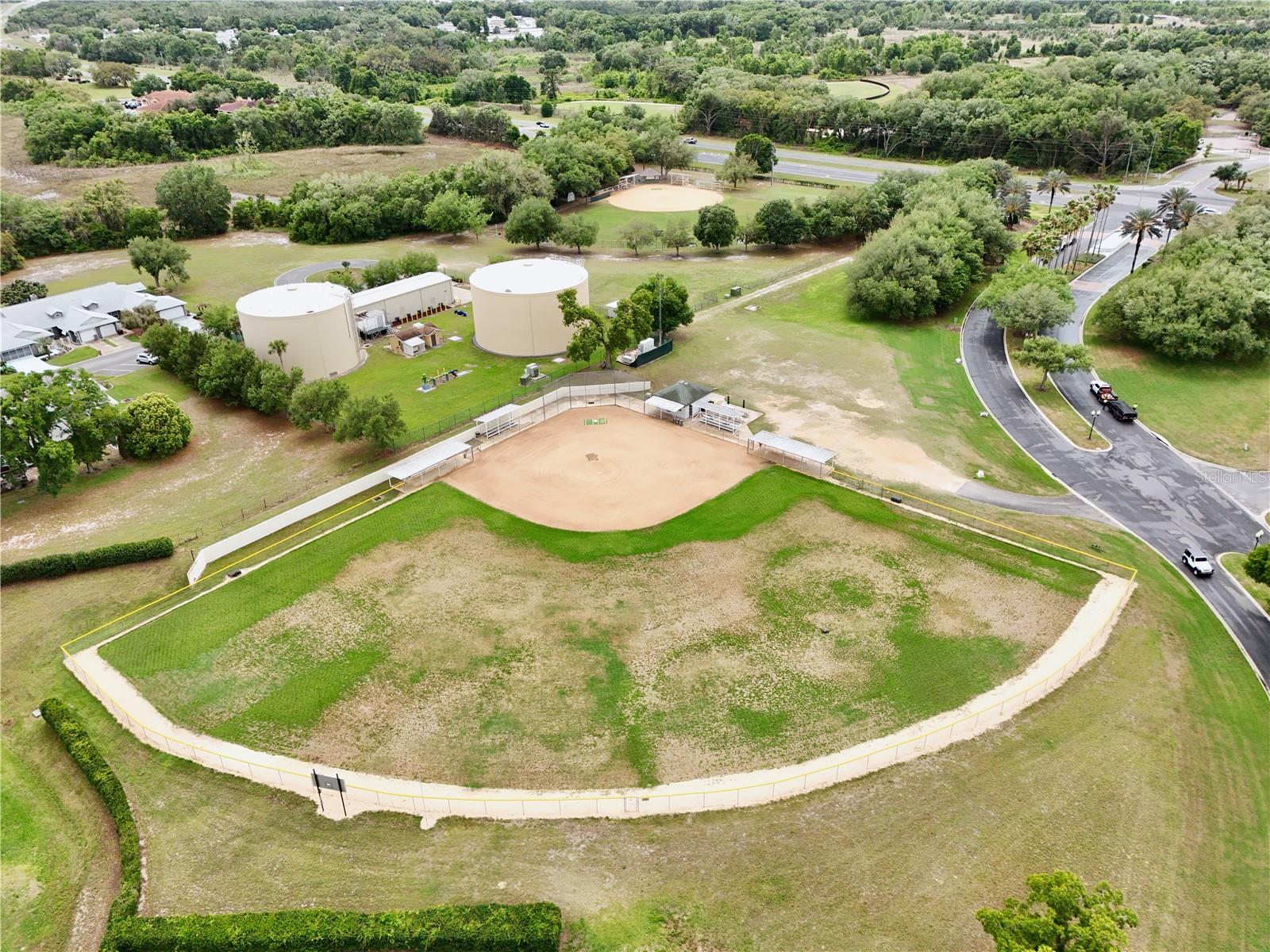 27210 STONEY BROOK DR, LEESBURG, FL, 34748