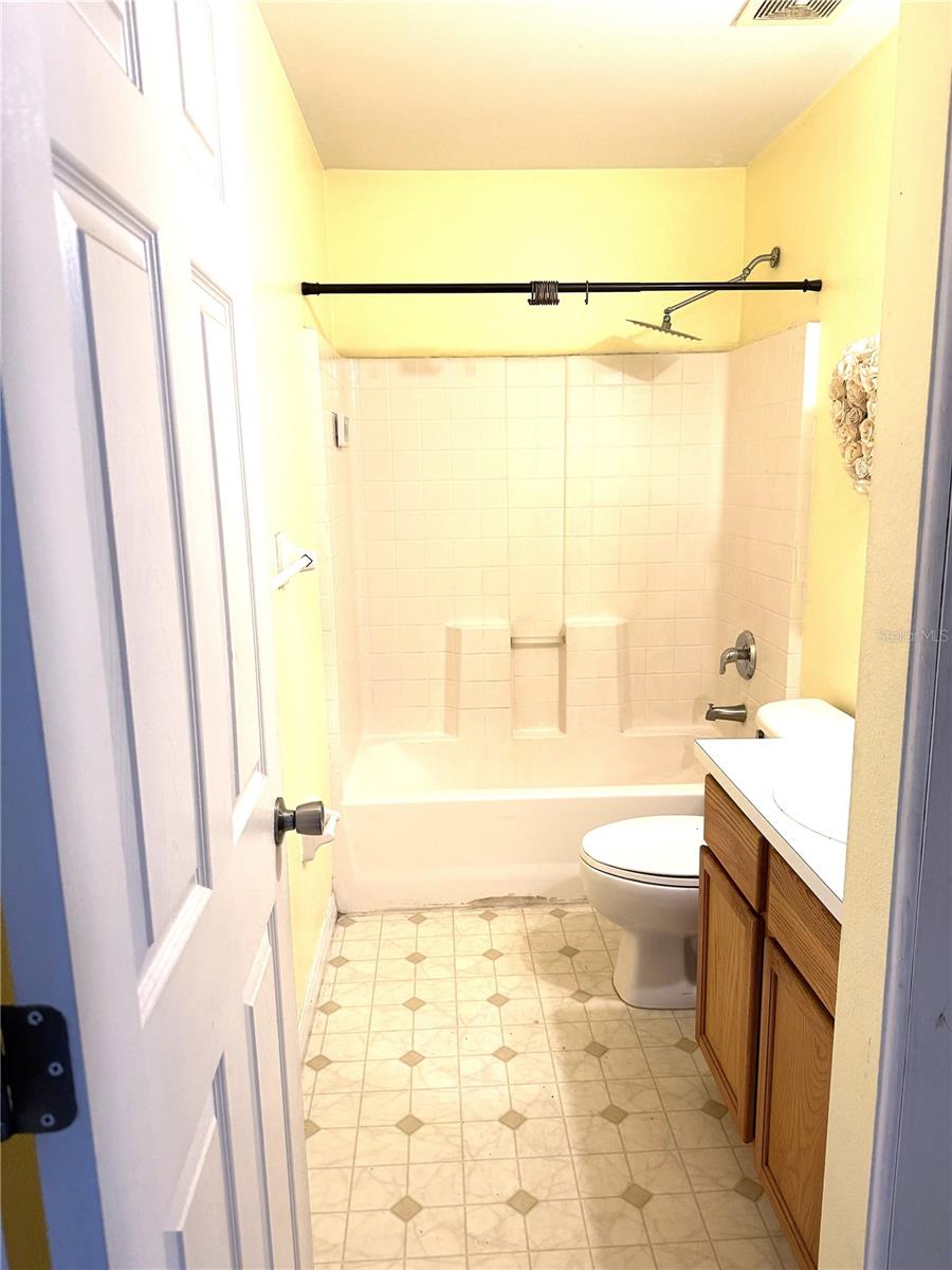 2266 N NORMANDY BLVD, DELTONA, FL, 32725