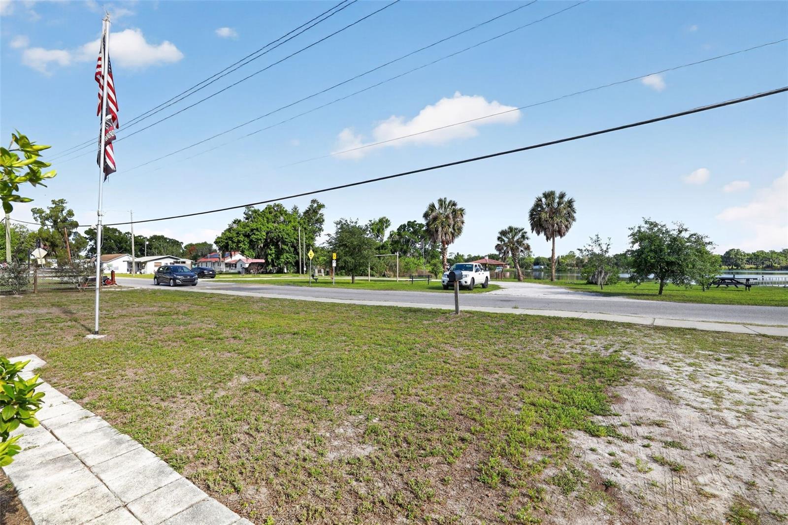 702 NW 3RD ST, MULBERRY, FL, 33860