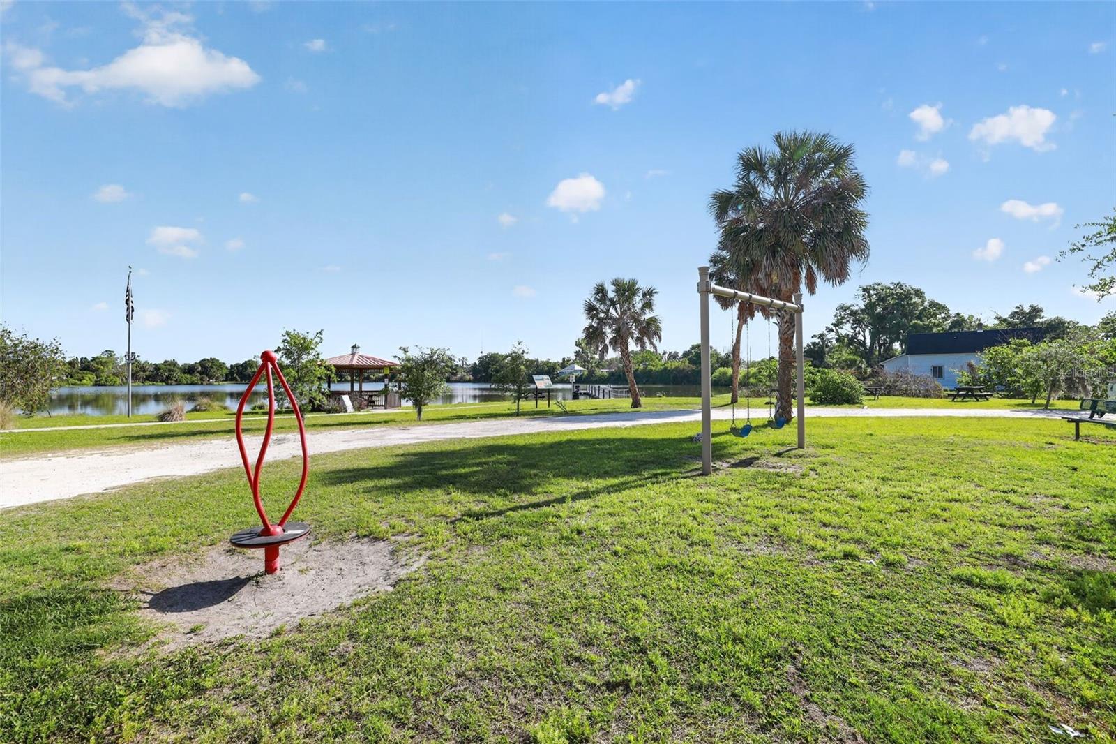 702 NW 3RD ST, MULBERRY, FL, 33860