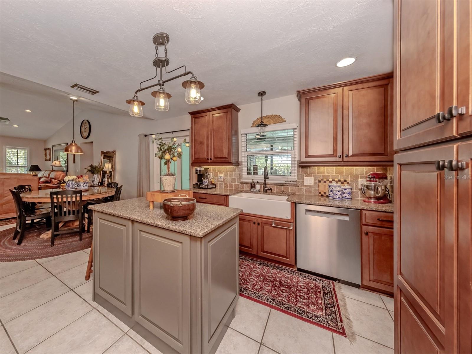 1312 GUARDIAN DR, VENICE, FL, 34292