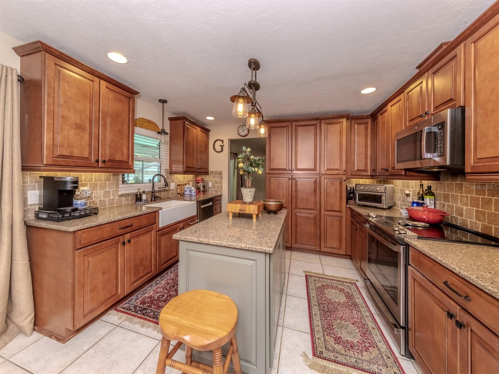 1312 GUARDIAN DR, VENICE, FL, 34292